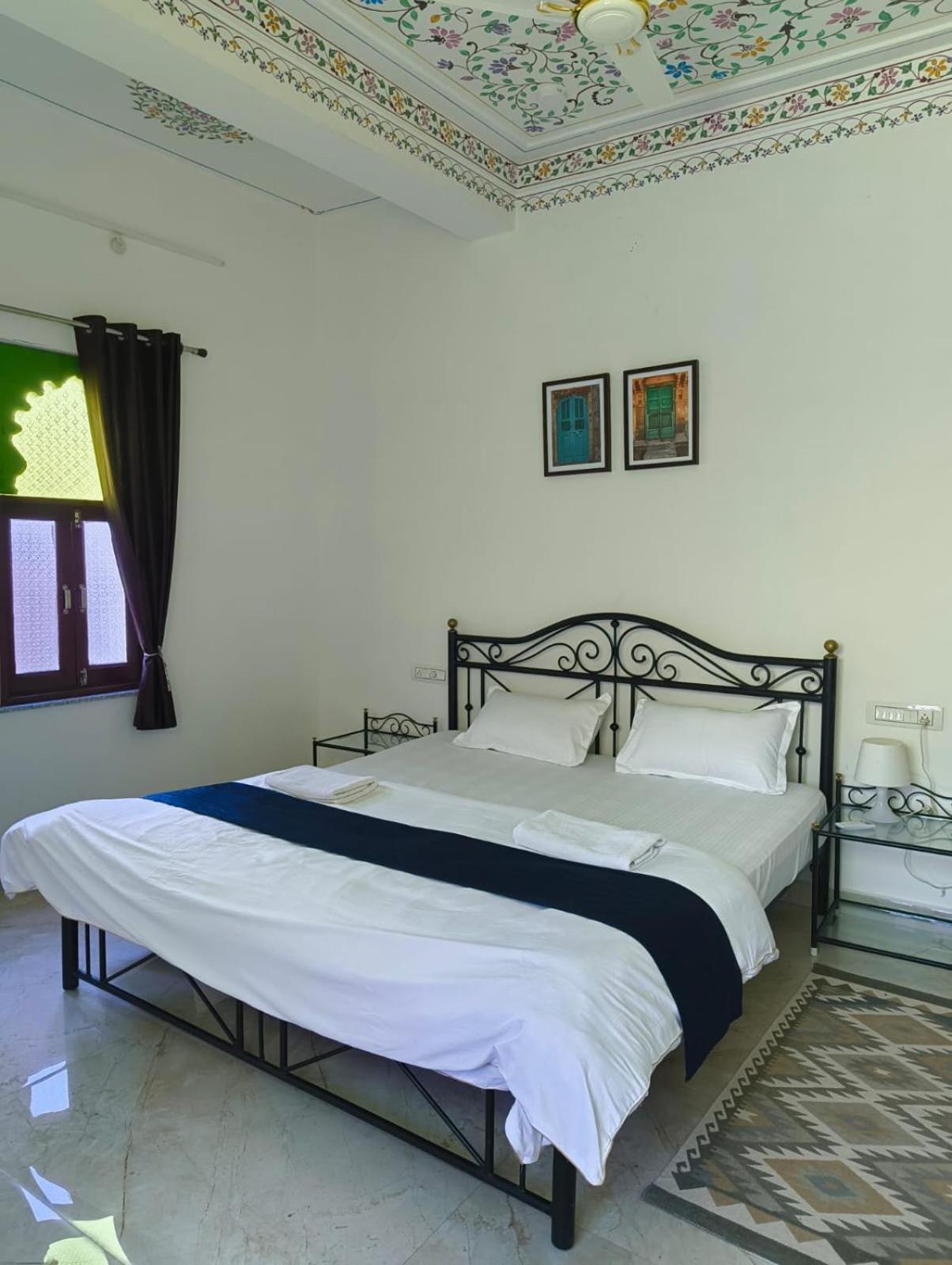 Rising Shemesh Home Stay Udajpur Zewnętrze zdjęcie