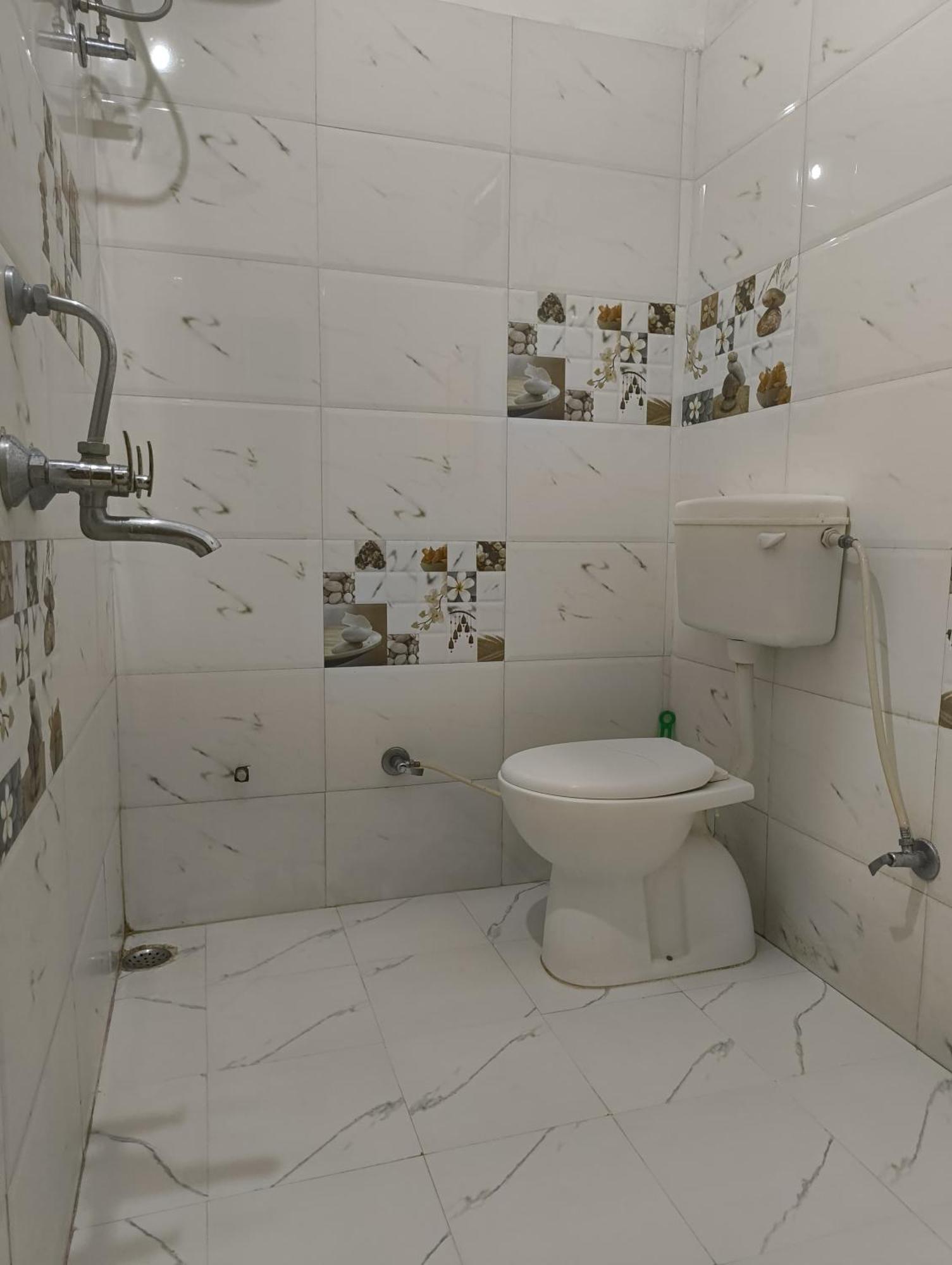 Rising Shemesh Home Stay Udajpur Zewnętrze zdjęcie